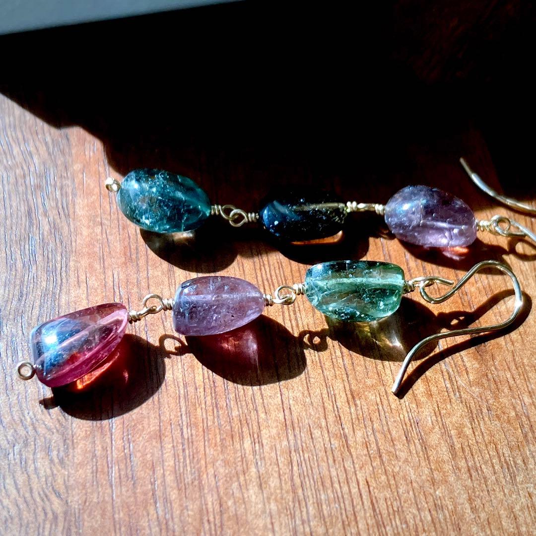 tama◆大粒マルチカラートルマリン3連ピアス✧14kgf