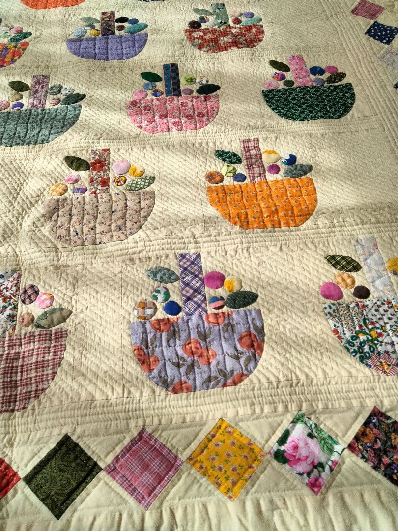 花と果物のバスケットデザインキルト