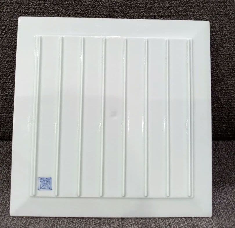 つよにゃ　　有田焼　スクエアプレート　ディナープレート　福泉窯　2枚セット