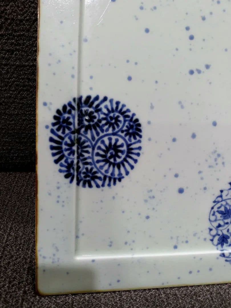 つよにゃ　　有田焼　スクエアプレート　ディナープレート　福泉窯　2枚セット