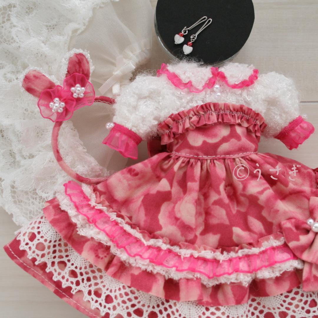 ま*る様 22㎝ドール ドレス パニエ うさ耳カチューシャ イヤリング セット【
