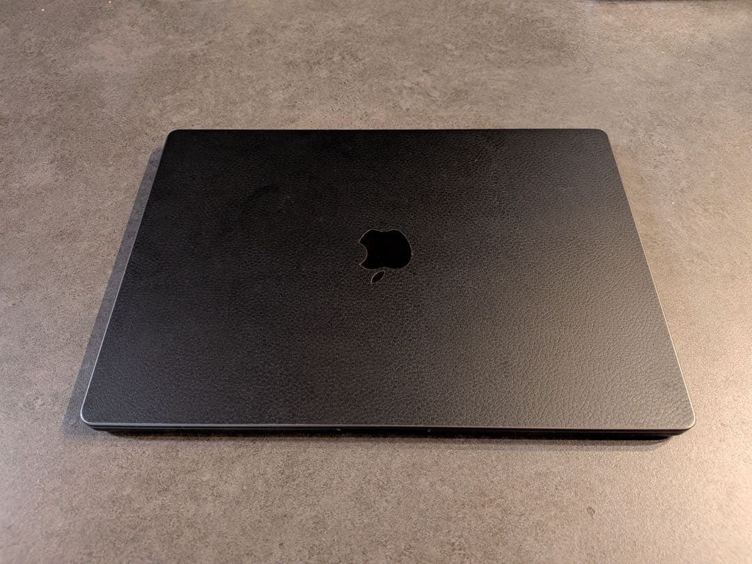 MacBook Pro 16インチ M3 Pro 18GB 美品