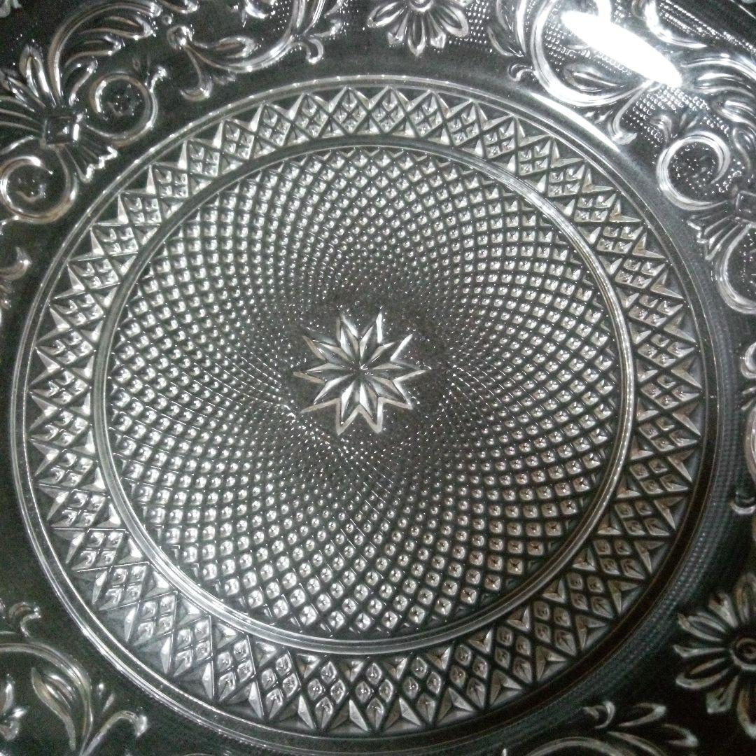 Baccarat クリスタルプレート 24センチ