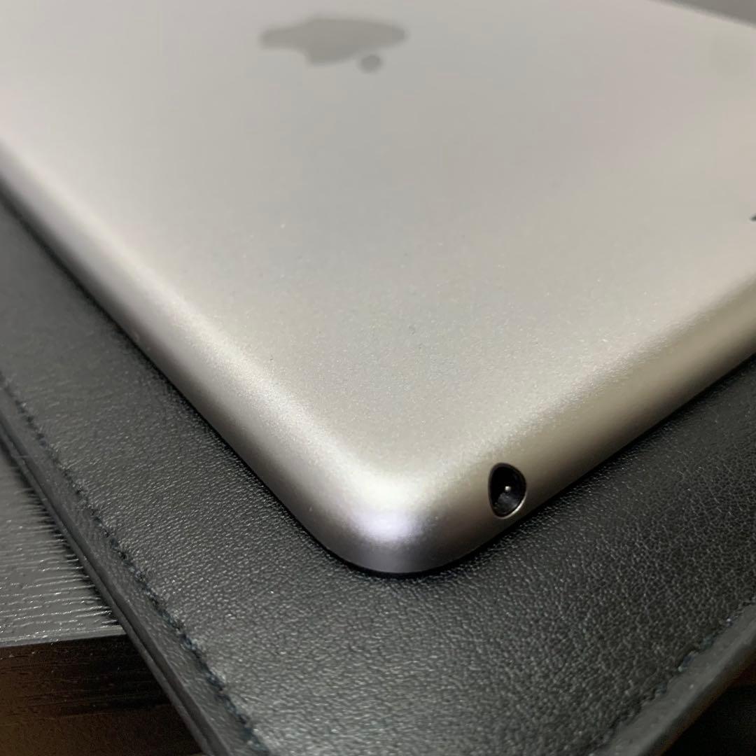 【美品】iPad mini 3 Wi-Fiモデル