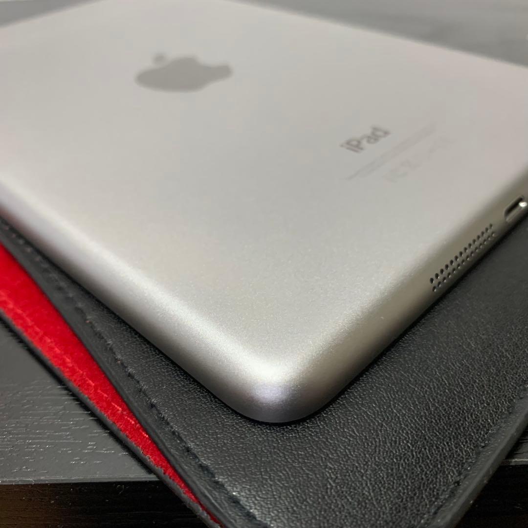 【美品】iPad mini 3 Wi-Fiモデル