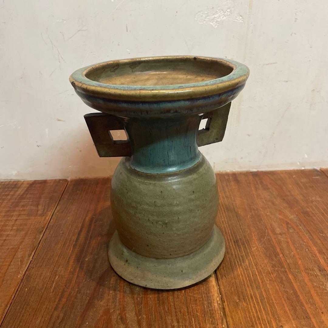 美品　上野焼　緑釉仏花器　江戸時代後期から　花器　緑色の釉薬が特徴的な　花瓶