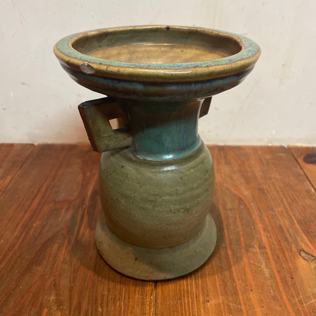 美品　上野焼　緑釉仏花器　江戸時代後期から　花器　緑色の釉薬が特徴的な　花瓶