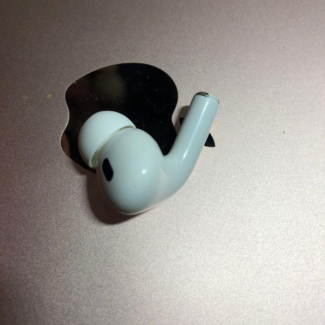 Apple AirPods Pro 第2世代　lightning 左側　左耳