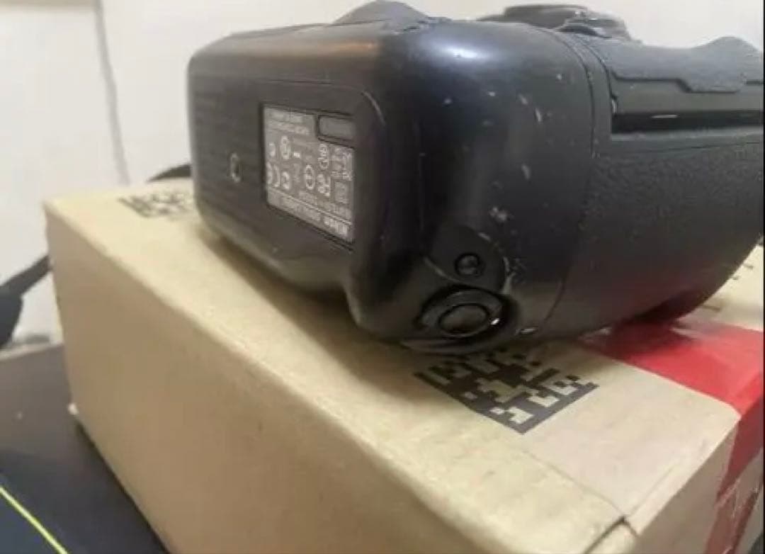 Nikon D4 デジタル一眼レフカメラ 本体