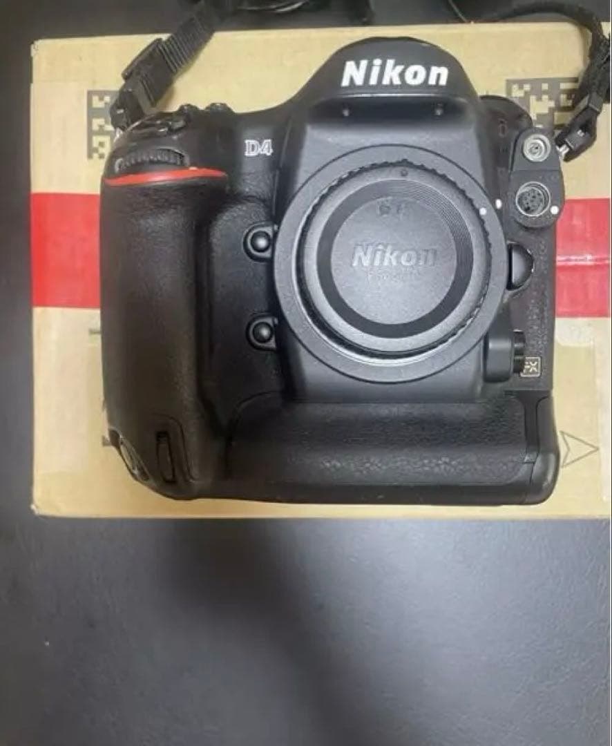 Nikon D4 デジタル一眼レフカメラ 本体