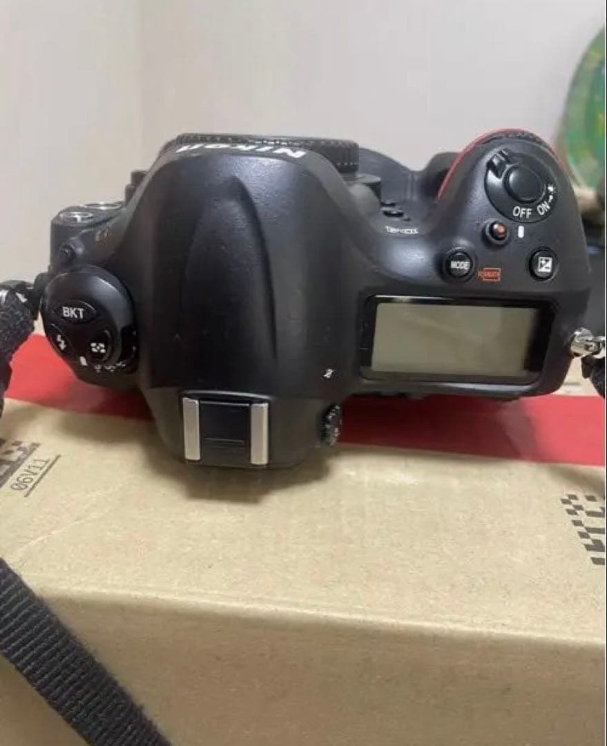 Nikon D4 デジタル一眼レフカメラ 本体
