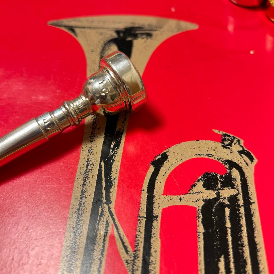 トランペットマウスピース BACH 1C 117