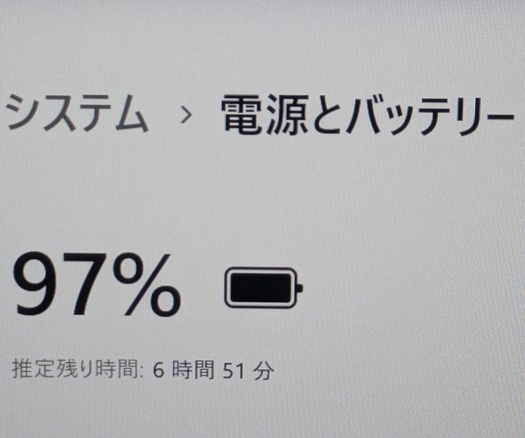 【美品】Win11✨新品8GB✨薄型＆超軽量✨ノートパソコン✨持ち運びに