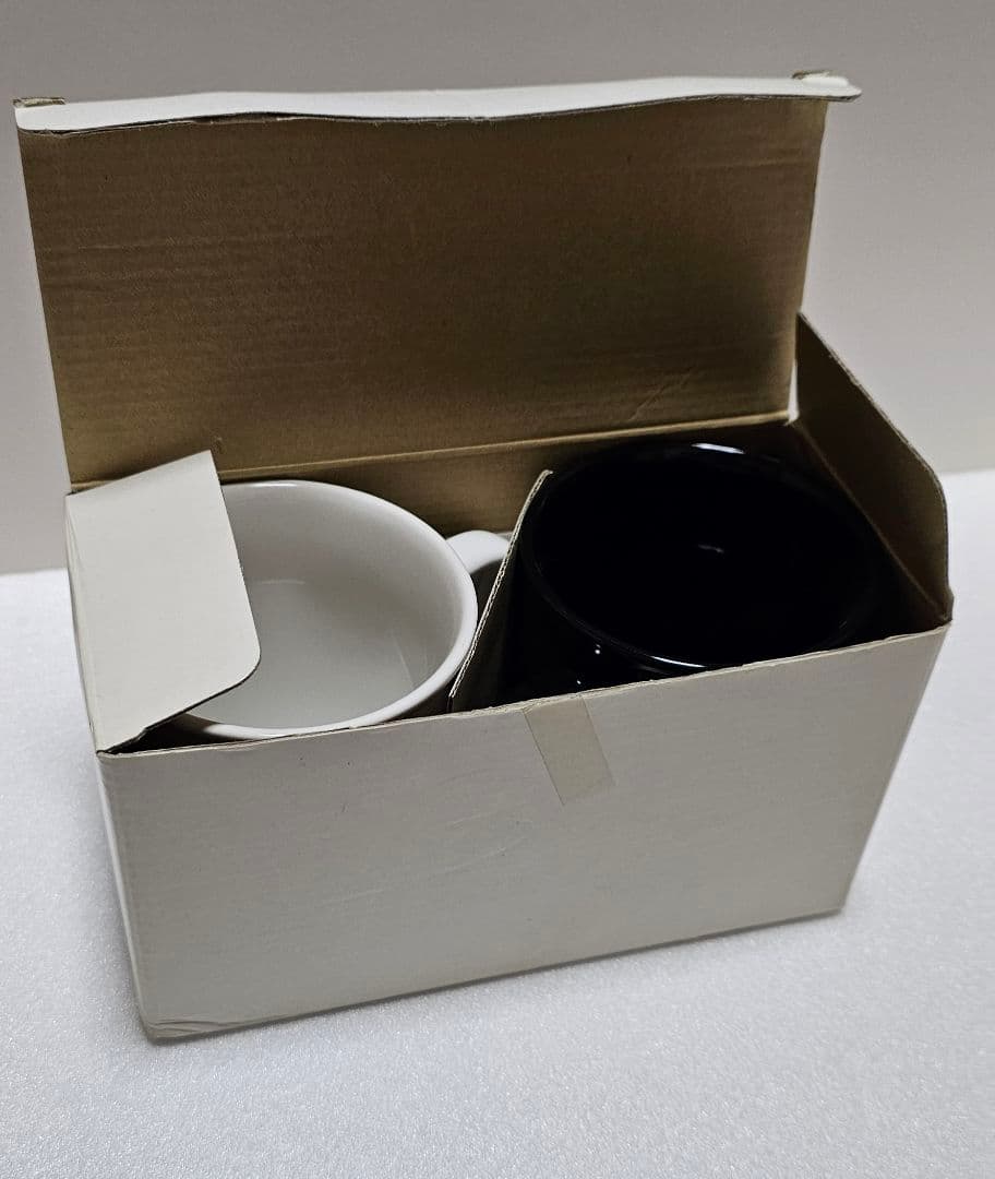 ★矢沢永吉★　希少非売品　マグカップ/白黒/星