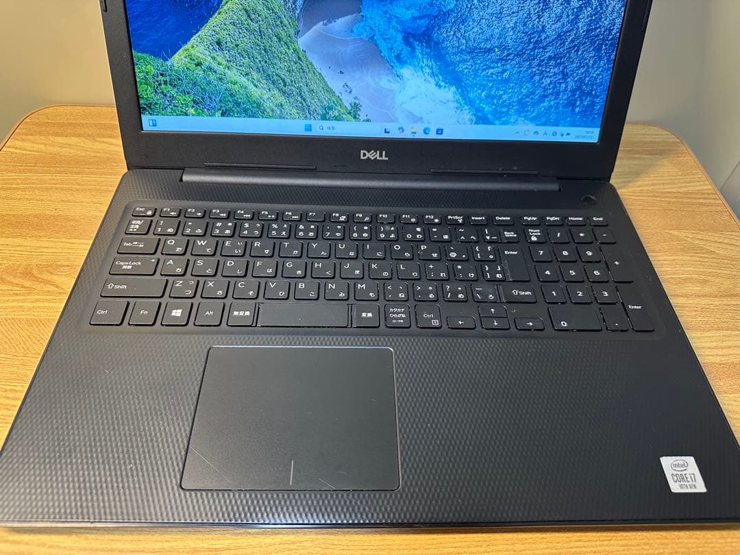 Dell Corei7, 大画面、 メモリ8Gb, ストレージ 512Gb