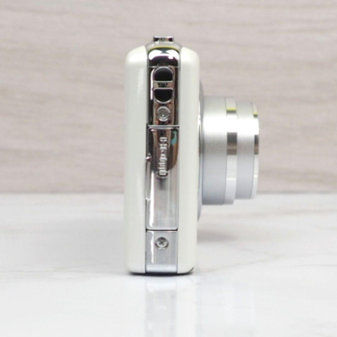 ⭐️LUMIX DMC-FX77 コンデジ 動作確認済 オールド リリーホワイト