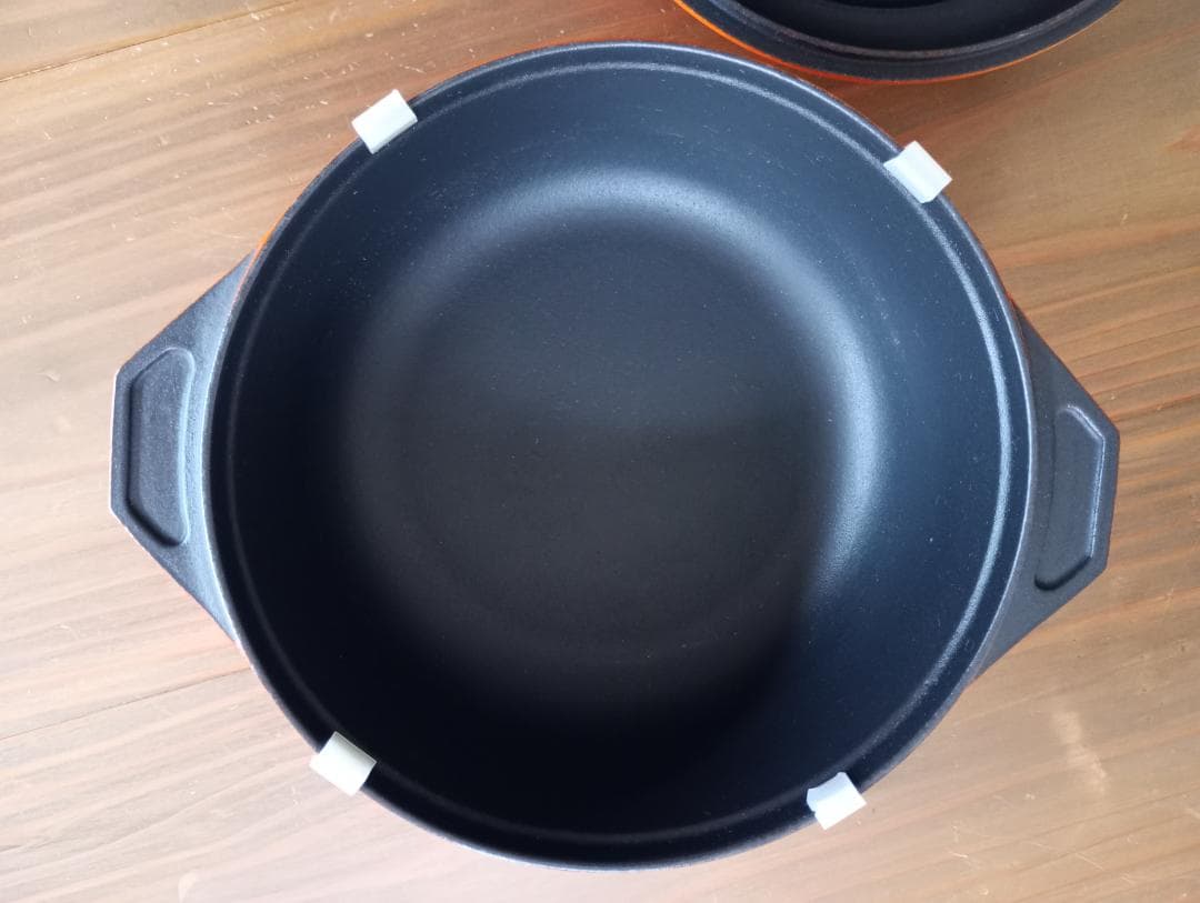 鋳物ホーロー鍋 オレンジ 24cm