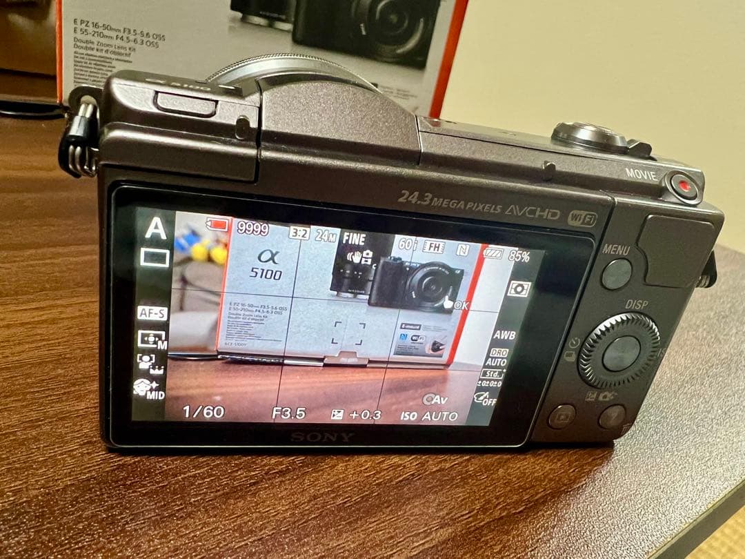 SONY A5100 + キットレンズ　＋　20mm f2.8レンズ　動作品