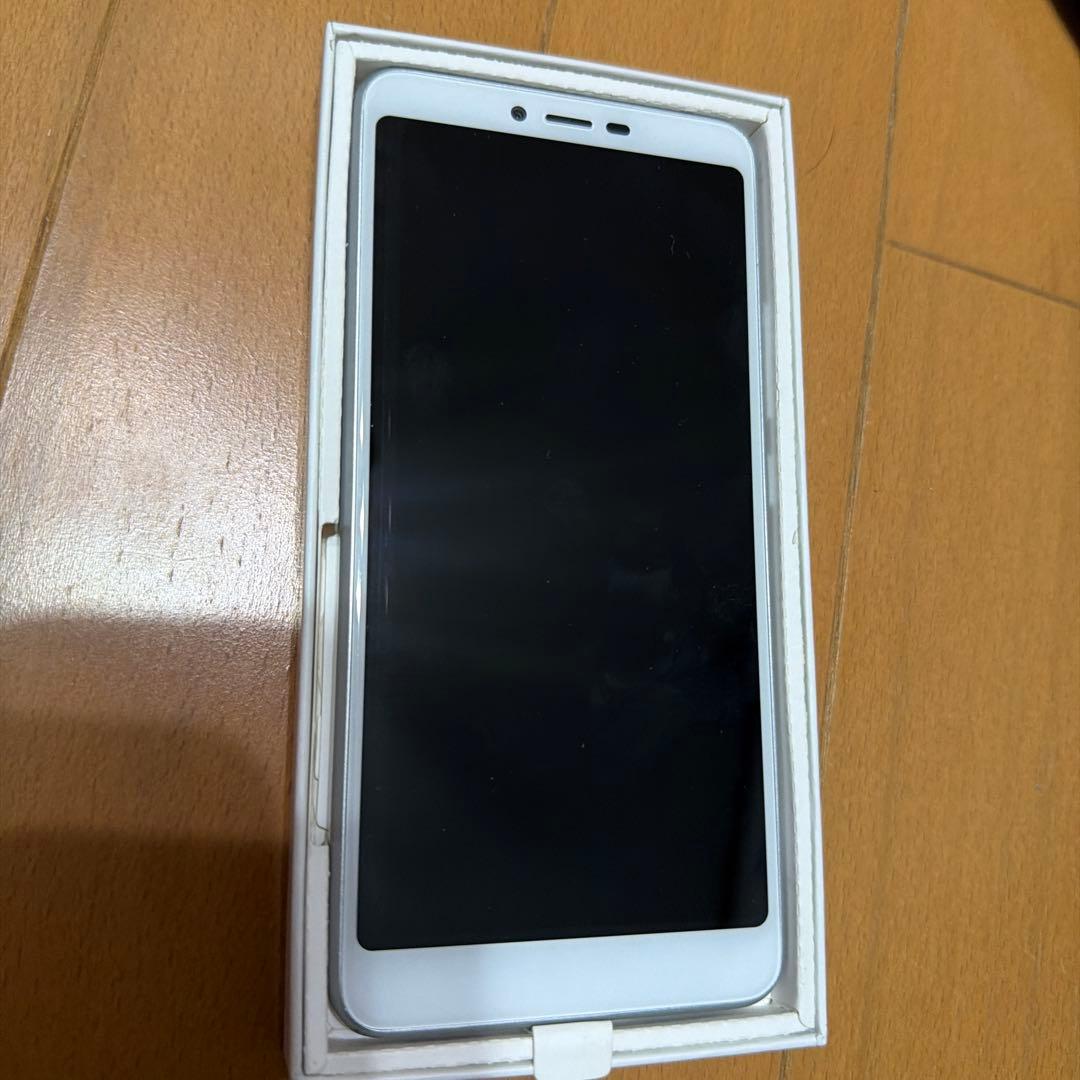 Y!mobile Libero S10 901ZT ホワイト　SIMフリー