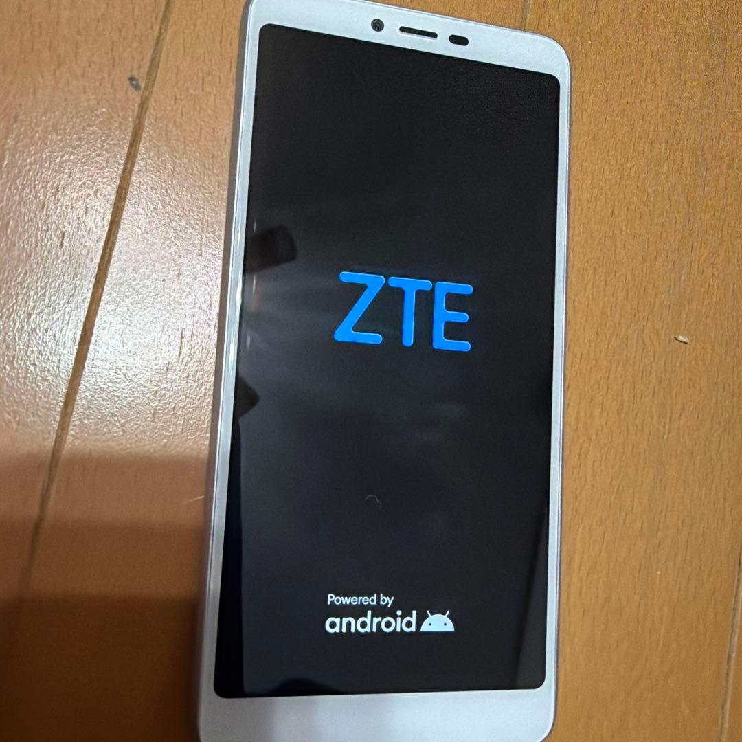 Y!mobile Libero S10 901ZT ホワイト　SIMフリー
