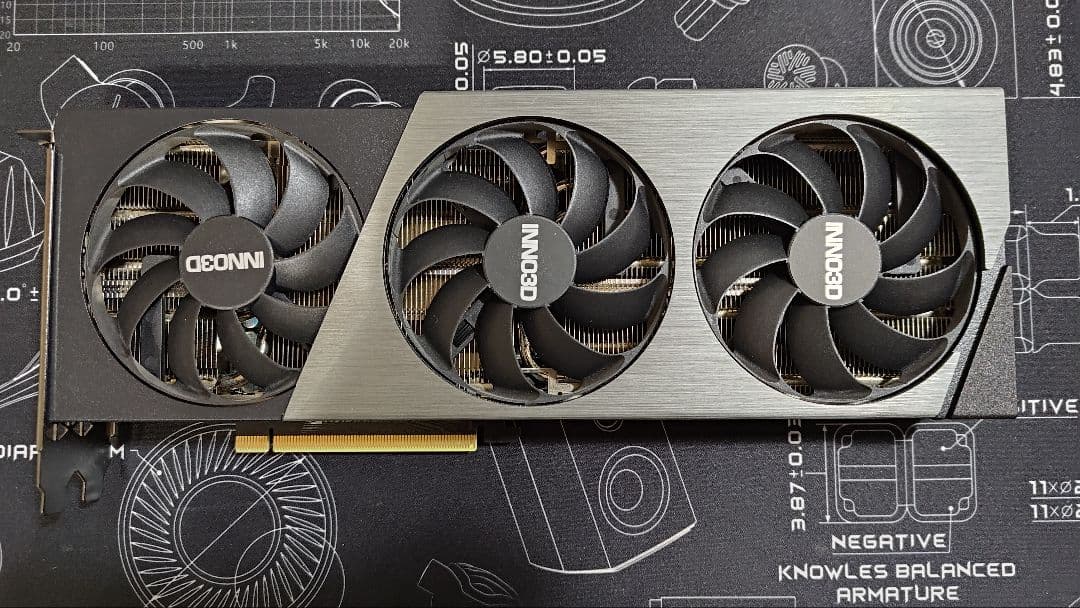グラフィックボード・グラボ・ビデオカード INNO3D GeForce RTX 4070 Ti Super