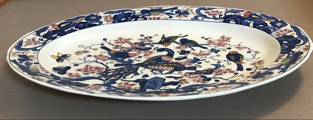 古伊万里　伊万里焼？有田焼？のお皿山水図　線描き　花唐草文