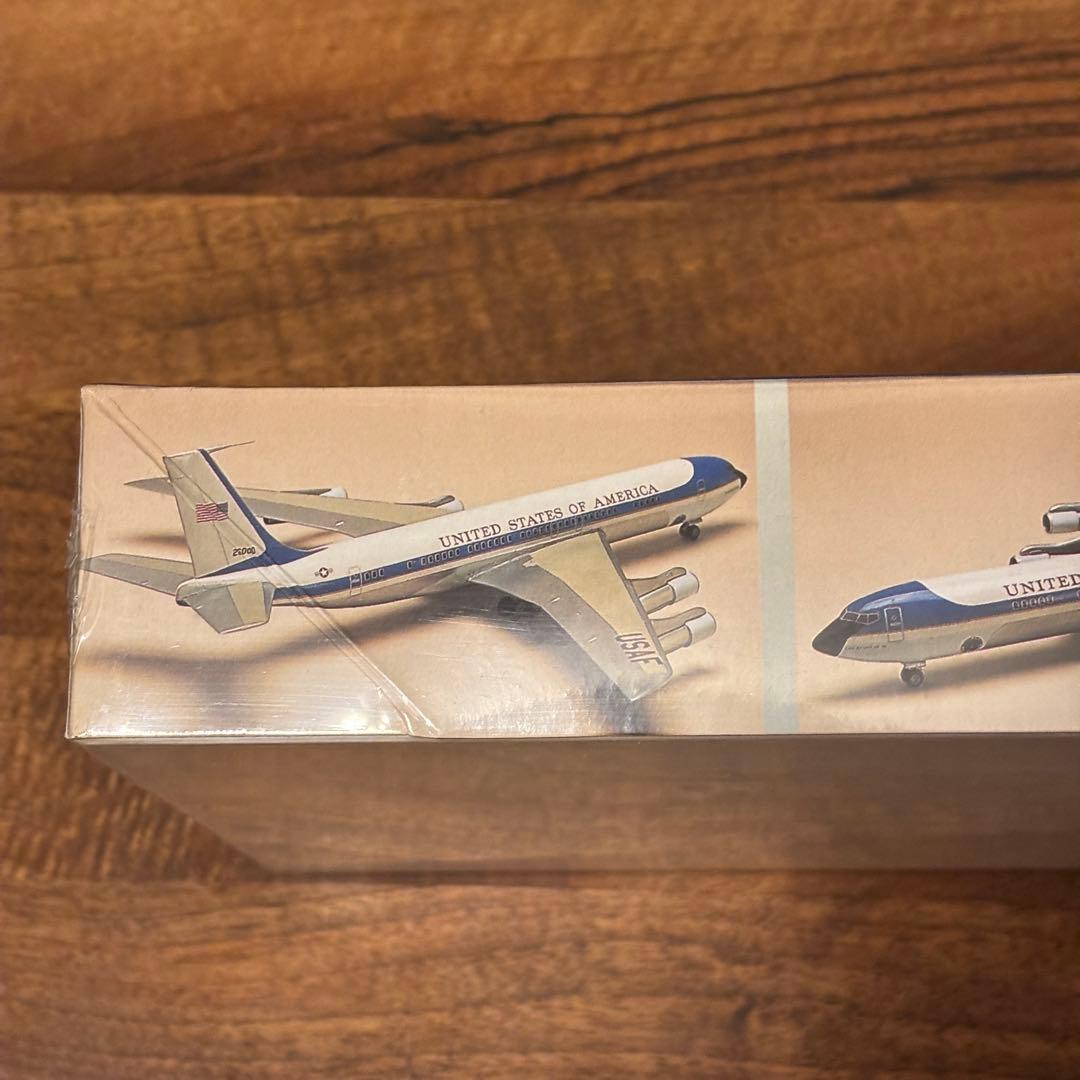 【MINICRAFT】1/144 AIR FORCE ONE VC-137C
