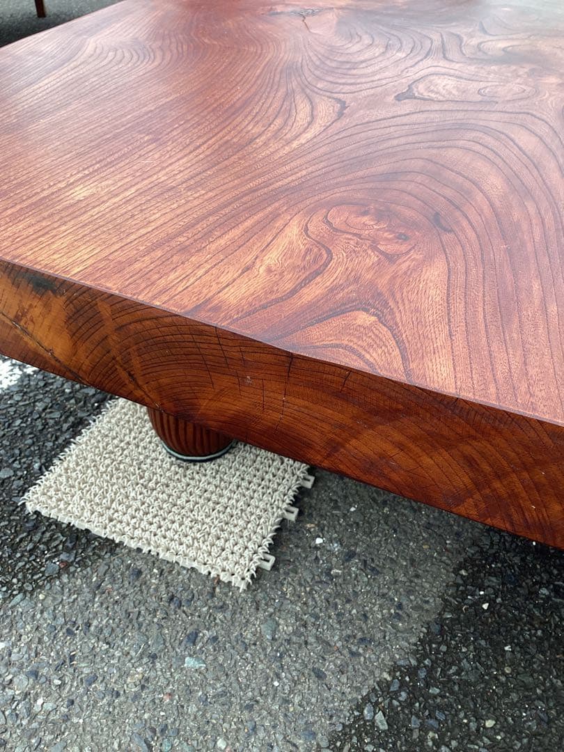 千葉県鴨川 BC工房　無垢材 欅 けやき 一枚板　183ｃｍ　ローテーブル