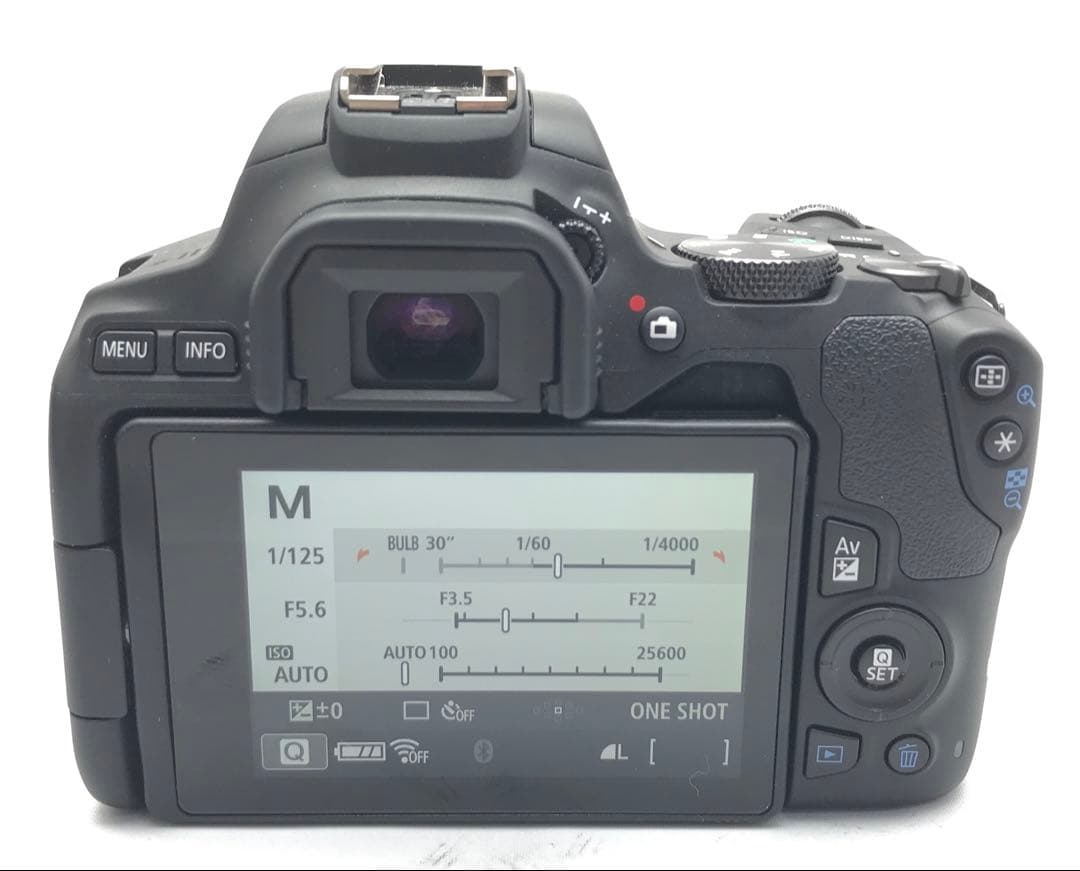 Canon EOS Kiss X10 ダブルズームレンズセット♪安心フルセット♪