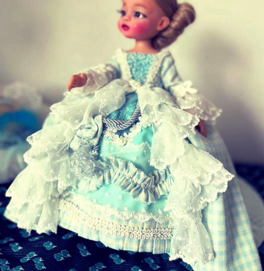 დロココ調ドレスდ パオラレイナ服　パオラドール服