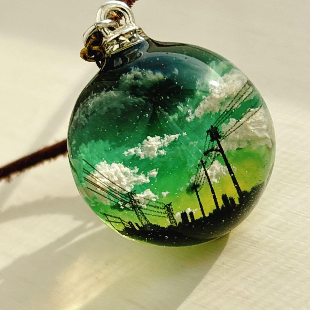 【現品限り】No.743 かざし空　球体　ネックレス　レジン　雲 レジンアート