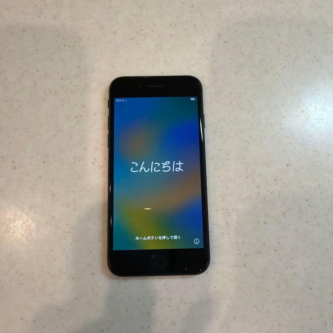 iPhone SE(第2世代)ブラック本体