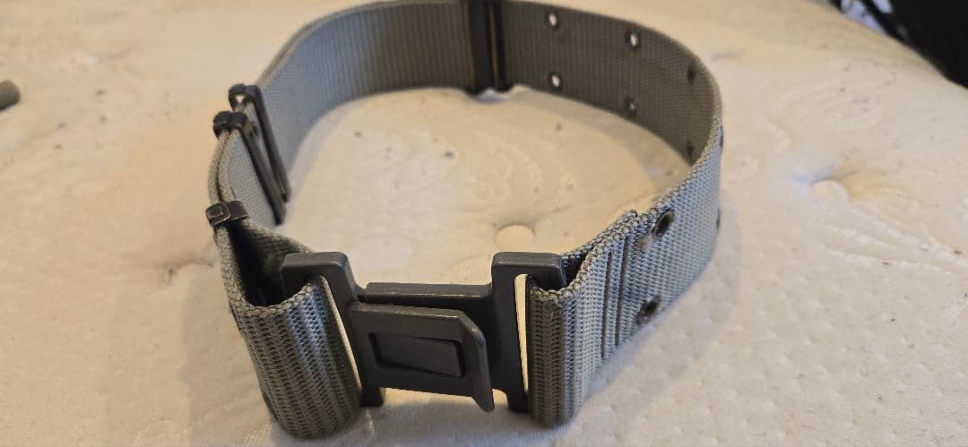 自衛隊　ポンチョ　足輪　弾帯　延長　防虫ネット　鉄帽クッション