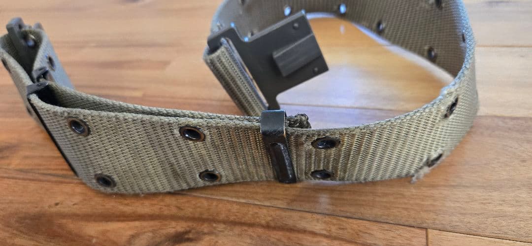 自衛隊　ポンチョ　足輪　弾帯　延長　防虫ネット　鉄帽クッション