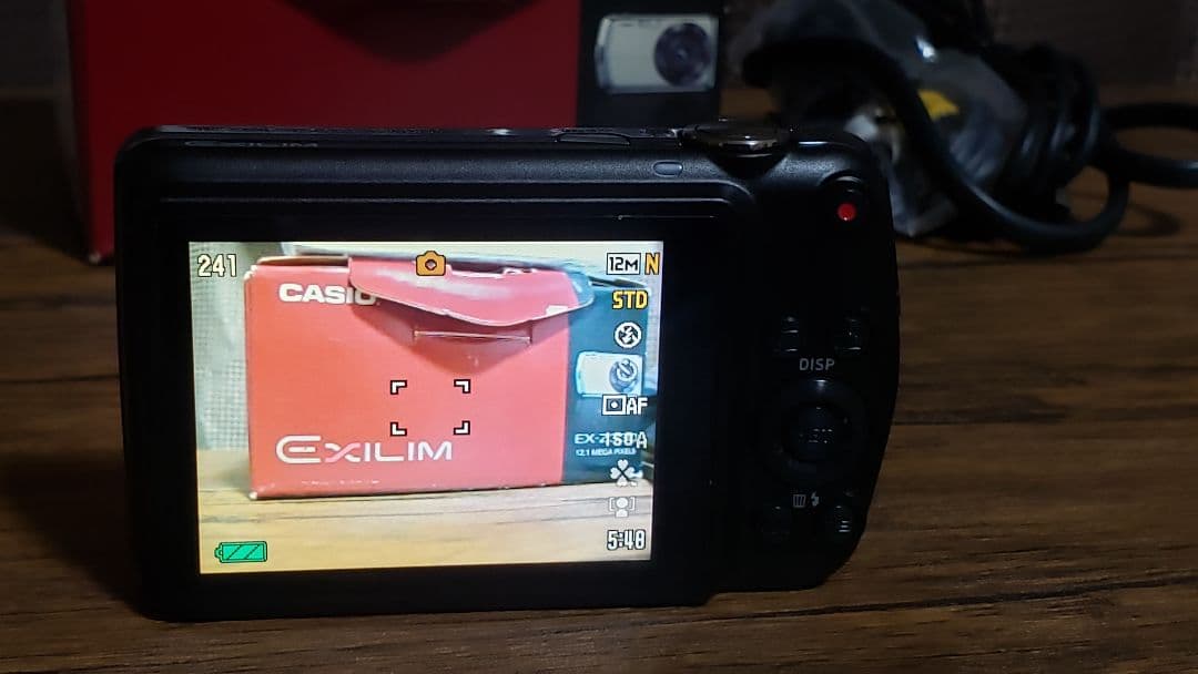 CASIO EXILIM デジタルカメラ EX-Z330