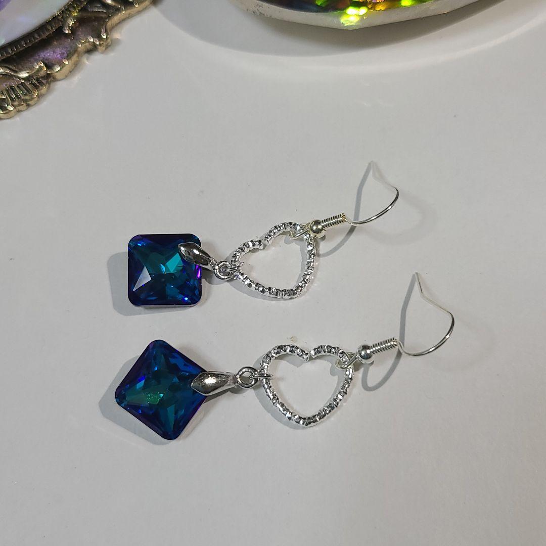 ハンドメイドピアス1636