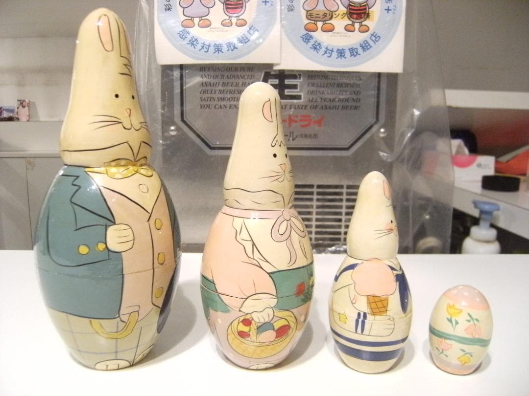 ロシア★ハンドメイド 不思議の国のアリス ラビット うさぎ マトリョーシカ 人形