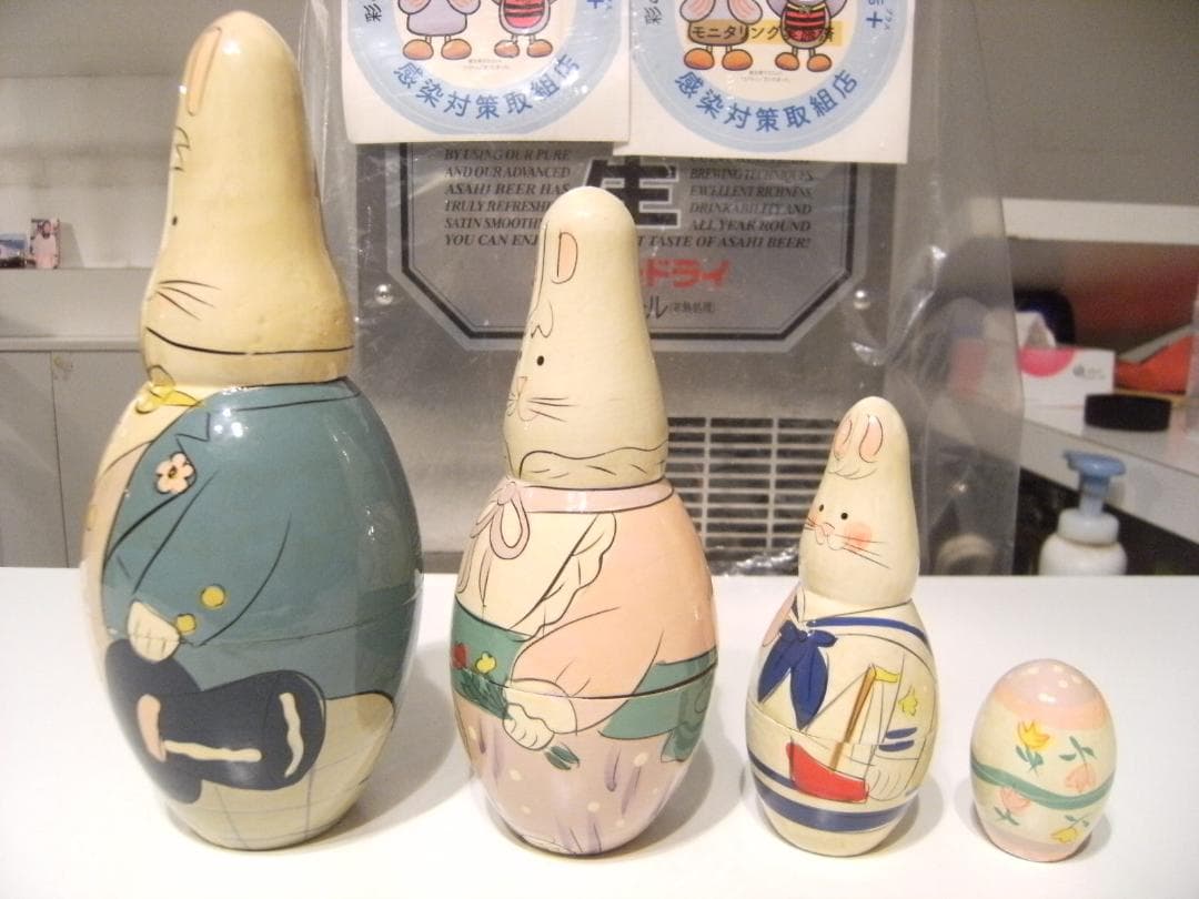 ロシア★ハンドメイド 不思議の国のアリス ラビット うさぎ マトリョーシカ 人形