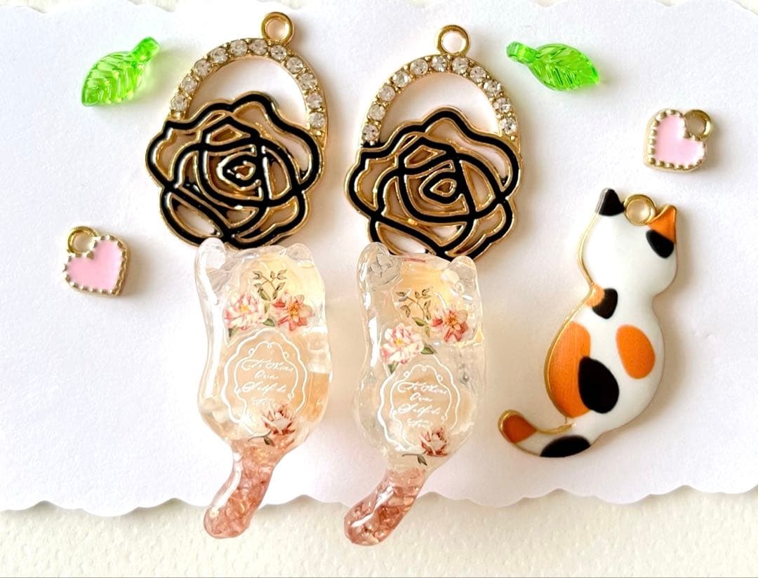 じゃれねこ『6月イベ☆⑤オフホワイト×ローズ』