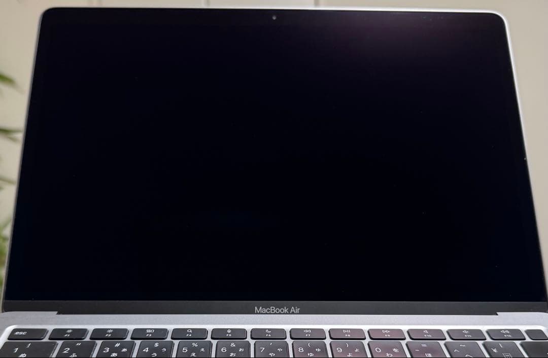 MacBook Air M1 16GB 512GB バッテリ84% 充放電223