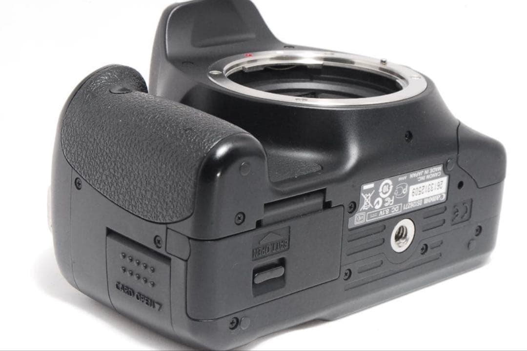 Canon EOS Kiss X4 18-55mm USM 動作品 低ショット数