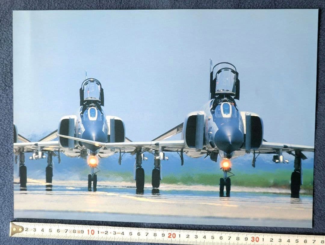 航空自衛隊　B4写真4枚、ポストカード、ステッカー　平成レトロ　非売品　激レア