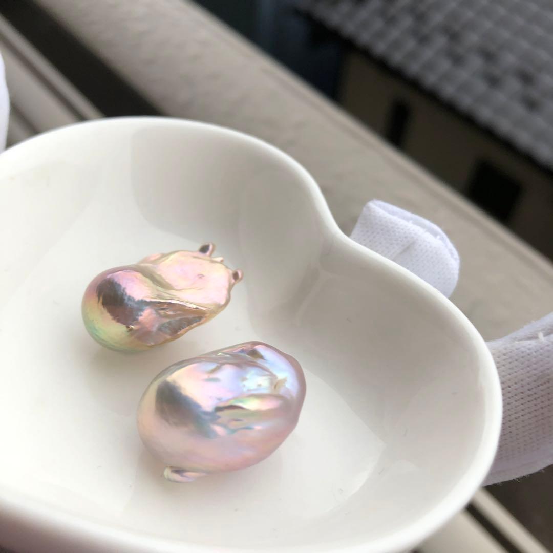 希少色　桜ピンク虹色色　淡水バロックパールはピアス　オーダーページ
