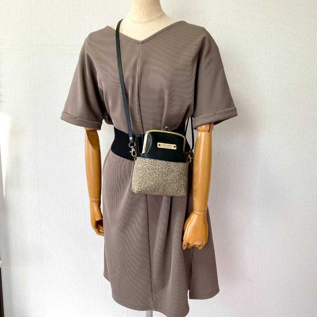 立体レース模様 がま口バッグ と スマホショルダー 2点セット 合皮 グレー＆黒