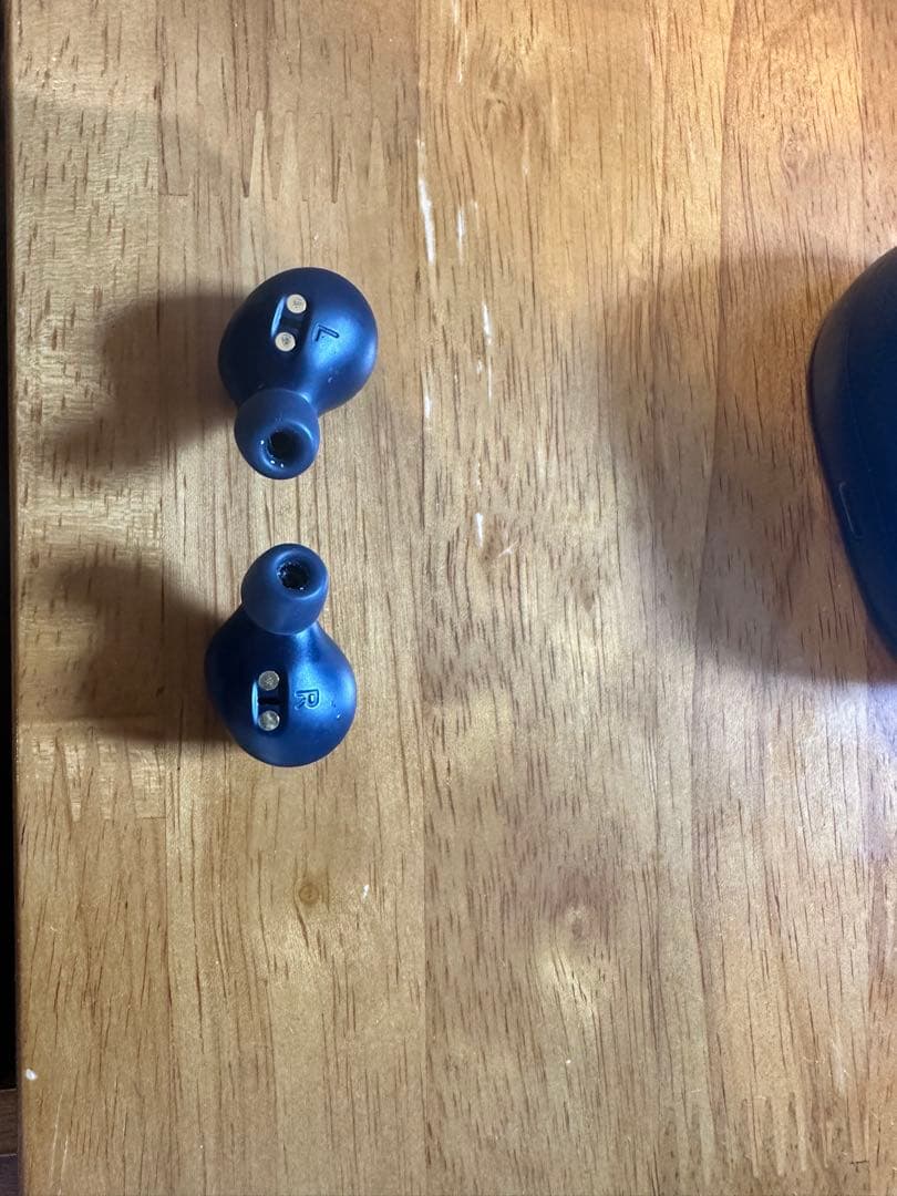 Jabra Elite 7 Active ワイヤレスイヤホン　Qi充電器付