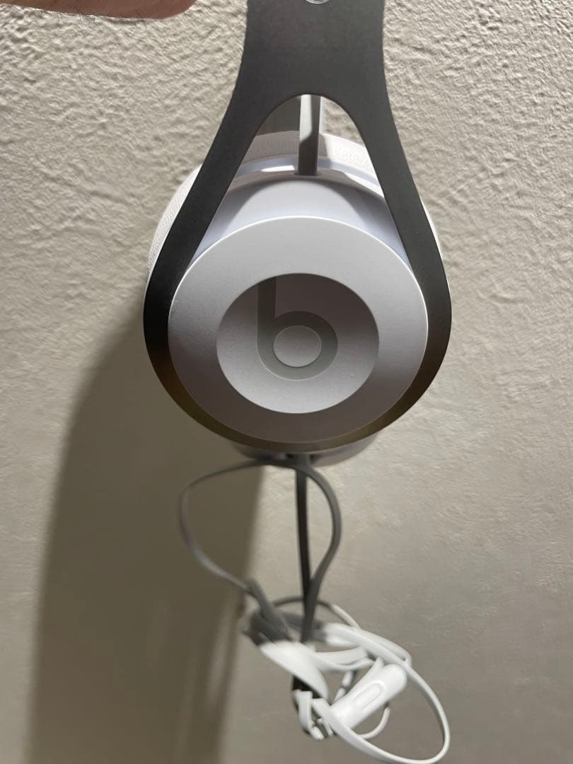 Beats ホワイト ヘッドホン