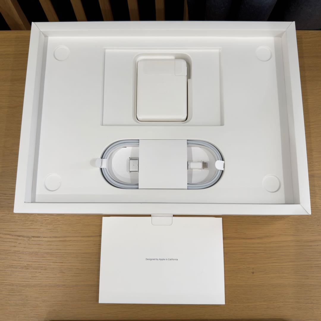 【超美品】MacBook Pro 16インチ M1 Pro 16GB 1TB