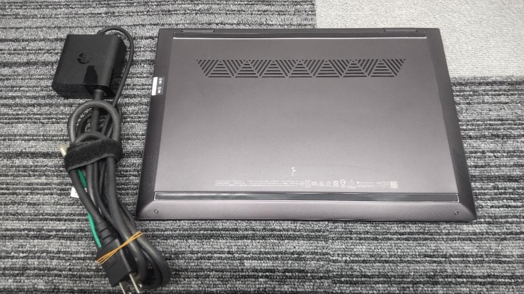 Windowsノート本体 HP ENVY x360 Convertible Ryzen 5 3500U