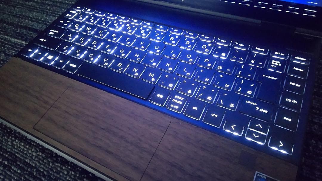 Windowsノート本体 HP ENVY x360 Convertible Ryzen 5 3500U