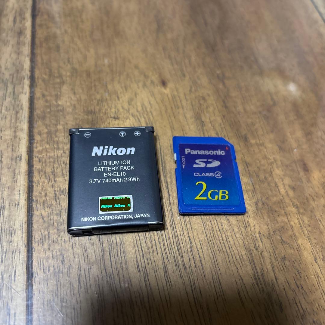 Nikon COOLPIX ピンク コンパクトデジタルカメラ　充電器付